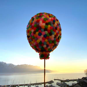 Uplifting mood balloon by Gerhard Petzl 