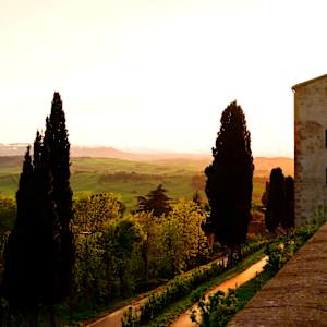 Pienza Valley by Louise O  Image: Pienza