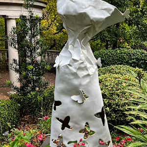 Carried Away monument by Kevin Box Studio