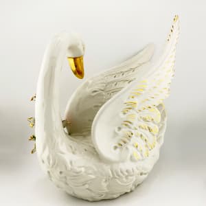 Capodimonte Ceramic Swan w/ Attached Flowers 