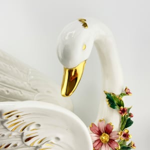 Capodimonte Ceramic Swan w/ Attached Flowers 