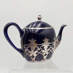 Unmarked Tea Pot and Creamer Set 