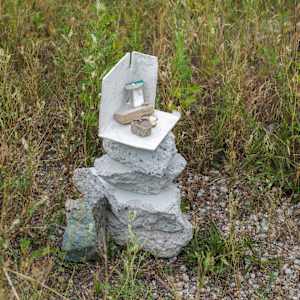 Construction Burial Sites: This Immense, Organic Sprawl by Marisa Tesauro  Image: Installation view 