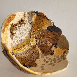 Whisper II by Philippa Mollet 