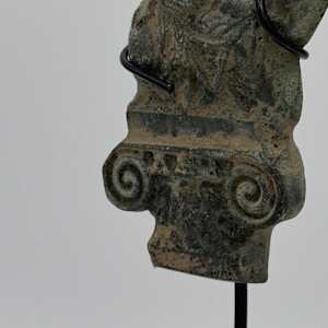 ROMAN BRONZE VOTIVE PLAQUE DEPICTING A GODDESS, 2ND CENTURY CE - 3RD CENTURY CE 