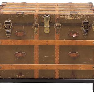 Large Steamer Trunk, Image 11.
