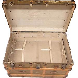 Large Steamer Trunk, Image 8.