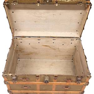 Large Steamer Trunk, Image 13.
