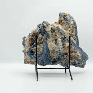 Large, deep blue kyanite and quartz formation with  beautiful crystallization on both sides 