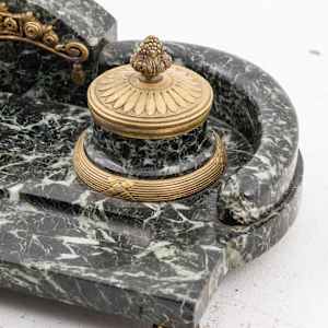 Elegant 19th-century double inkwell crafted from green marble with ornate gilt bronze details 