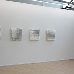 Between (H2/3 - 60) by danimarti 