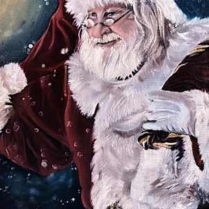 Santa's Light by Bobbe Jones  Image: Close-up