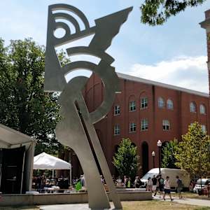 Modern Head (OSU - Academic Core North) by Roy Lichtenstein 