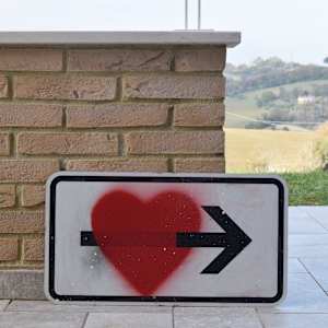 STREET Heart! by Astrid Stoeppel  Image: outdoor