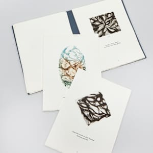 Juste un instant by Madeleine Gagnon-A, Janine Leroux-Guillaume-L 