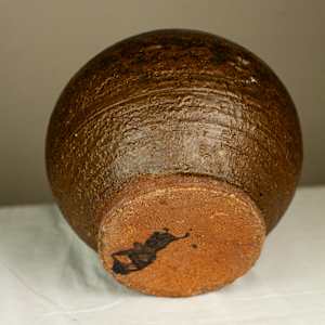 Round Vase, Image 2.