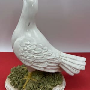 Pair of Italian Porcelain Turtle Doves 'K742' by Italian Porcelain Pottery Turtle Doves  Image: Small glaze chip on left wing and right side of tail of K742-B.