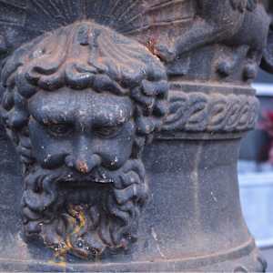 Iron Urn, Gryphons and Snakes 