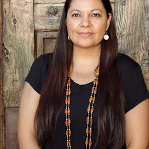 Picture of artist Melissa Melero-Moose