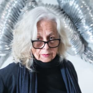 Picture of artist Lynda Benglis