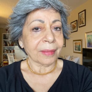 Picture of artist Ishrat Abid