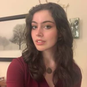 Picture of artist Chelsea Figur