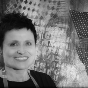 Picture of artist Shelley McGillivray