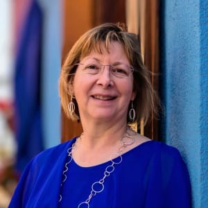 Picture of artist Tracie Joyner