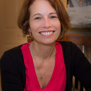 Picture of artist Nan Ring
