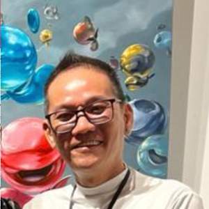 Picture of artist Barry Yeow