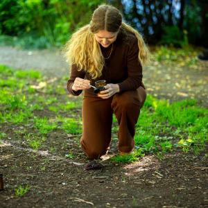 Picture of artist Colleen RJC Bratton
