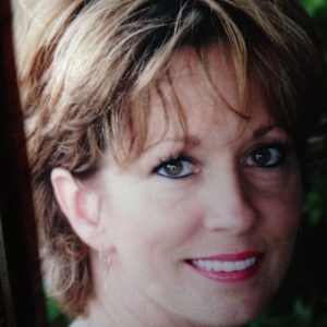 Picture of artist Barbara Miller