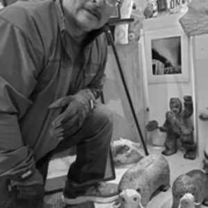 Picture of artist Lucassie Ikkidluak