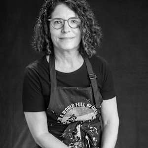 Picture of artist Beth Herrild