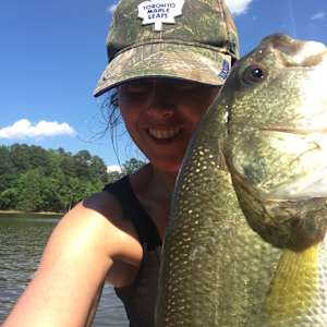 Picture of artist Carrie Alter