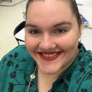 Picture of artist Katie Sharp