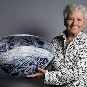 Picture of artist Kate Dwyer